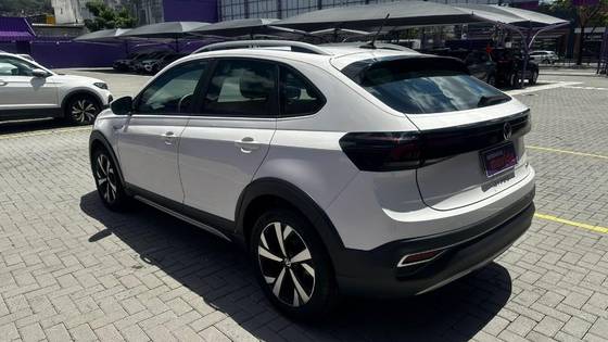 VOLKSWAGEN NIVUS 1.0 200 TSI TOTAL FLEX HIGHLINE AUTOMÁTICO VOLKSWAGEN NIVUS 1.0 200 TSI TOTAL FLEX HIGHLINE AUTOMÁTICO